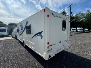 /photos/9923/1f4bf876-9c72-9b8b-a623-b9a0b9f2a40e_i320x240.jpg