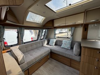 /photos/9923/51f8253a-8440-f003-8eaa-72f8bd575c03_i320x240.jpg