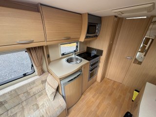 /photos/9923/545f6c89-f294-9da0-7efd-5707994c5368_i320x240.jpg