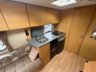 /photos/9923/aa69d2e7-307b-188c-0905-07a7a173a4a3_i320x240.jpg