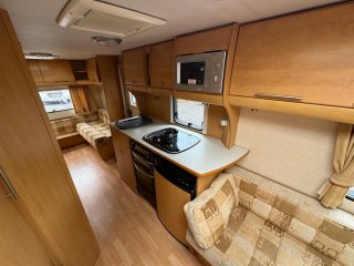 /photos/9923/f9d722ae-773e-7384-3094-13437b53e482_i320x240.jpg